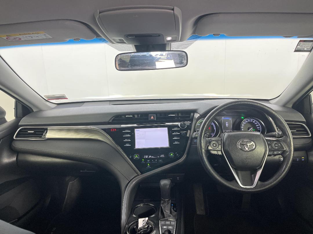 Photo '17' of Toyota Camry