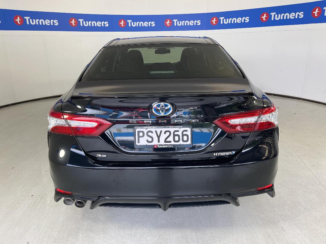 Photo '6' of Toyota Camry