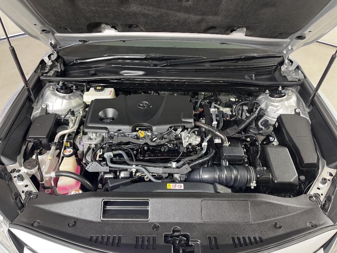 Photo '13' of Toyota Camry