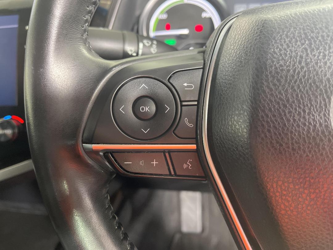 Photo '24' of Toyota Camry