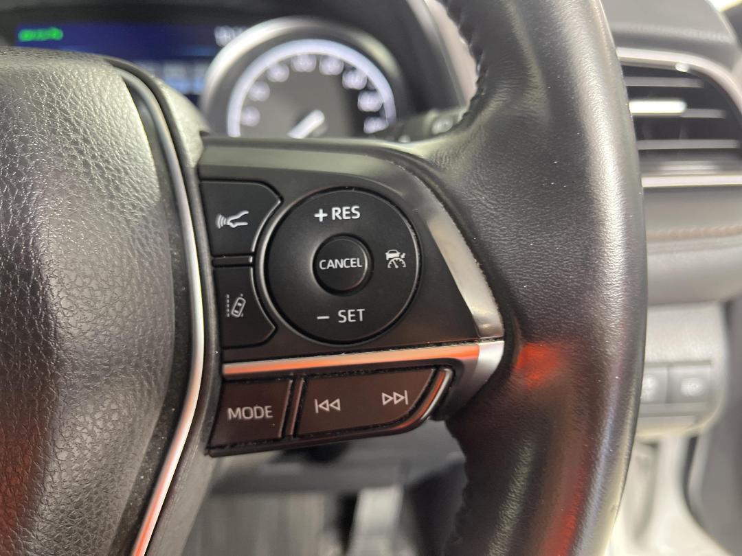 Photo '25' of Toyota Camry