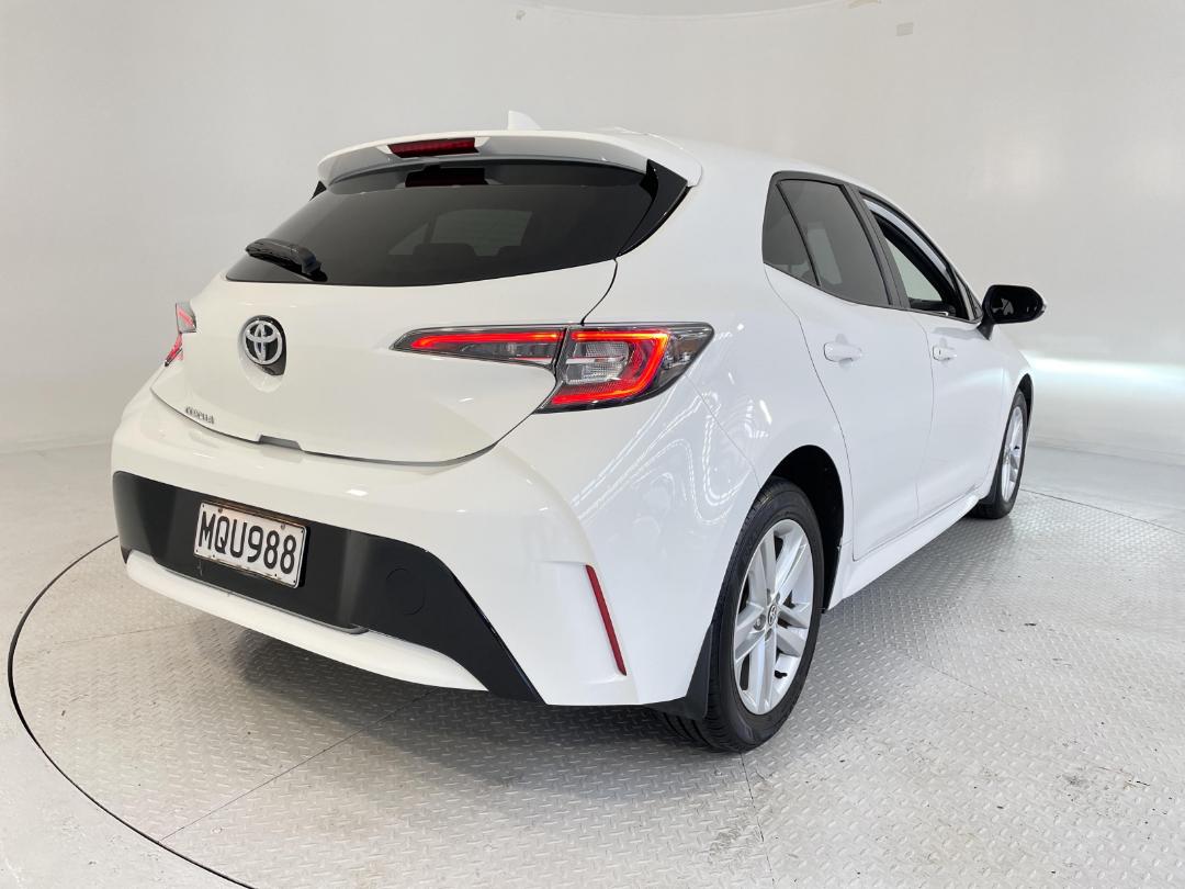 Photo '7' of Toyota Corolla Photo '7' of Toyota Corolla