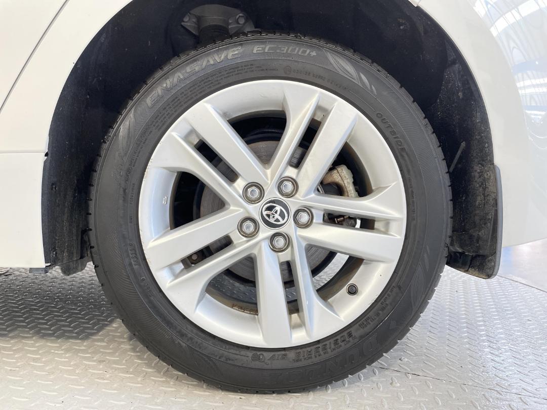 Photo '11' of Toyota Corolla Photo '11' of Toyota Corolla