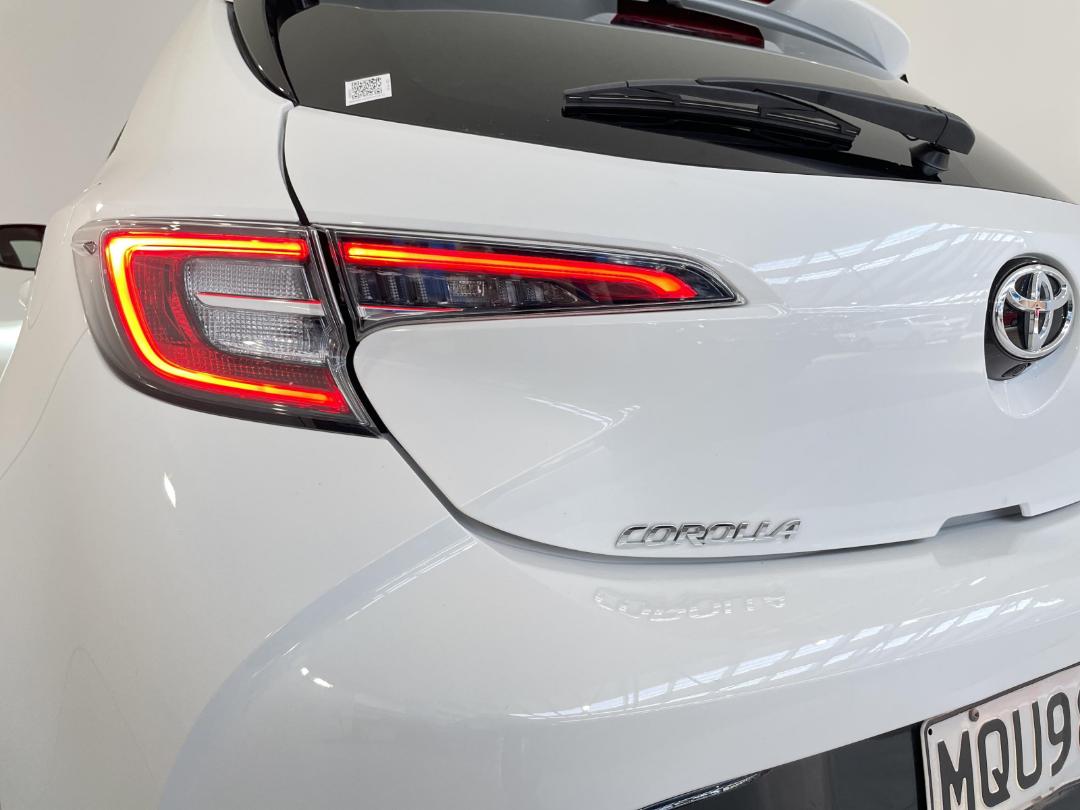 Photo '31' of Toyota Corolla Photo '31' of Toyota Corolla