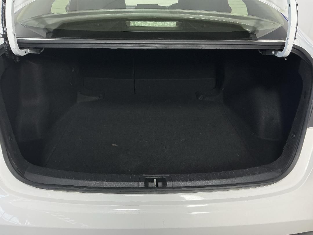 Photo '14' of Toyota Corolla Photo '14' of Toyota Corolla