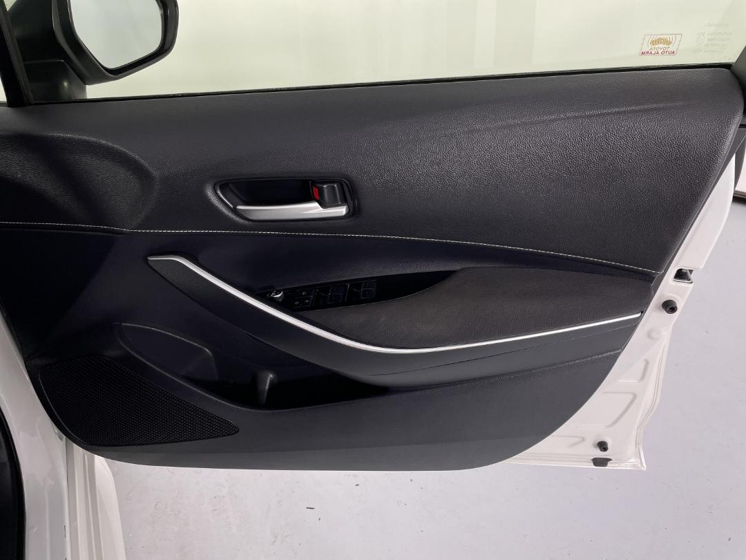 Photo '15' of Toyota Corolla