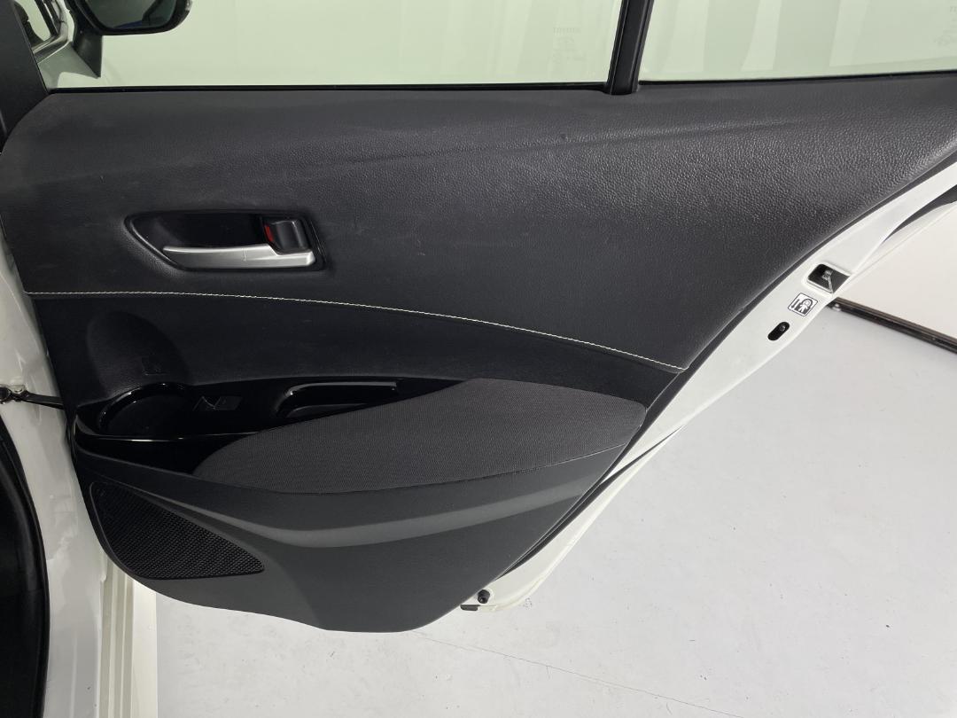 Photo '19' of Toyota Corolla