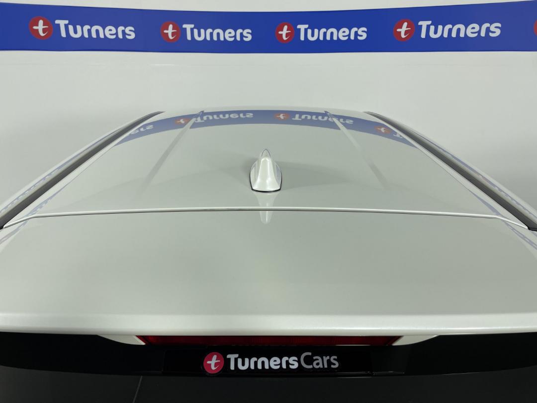 Photo '32' of Toyota Corolla