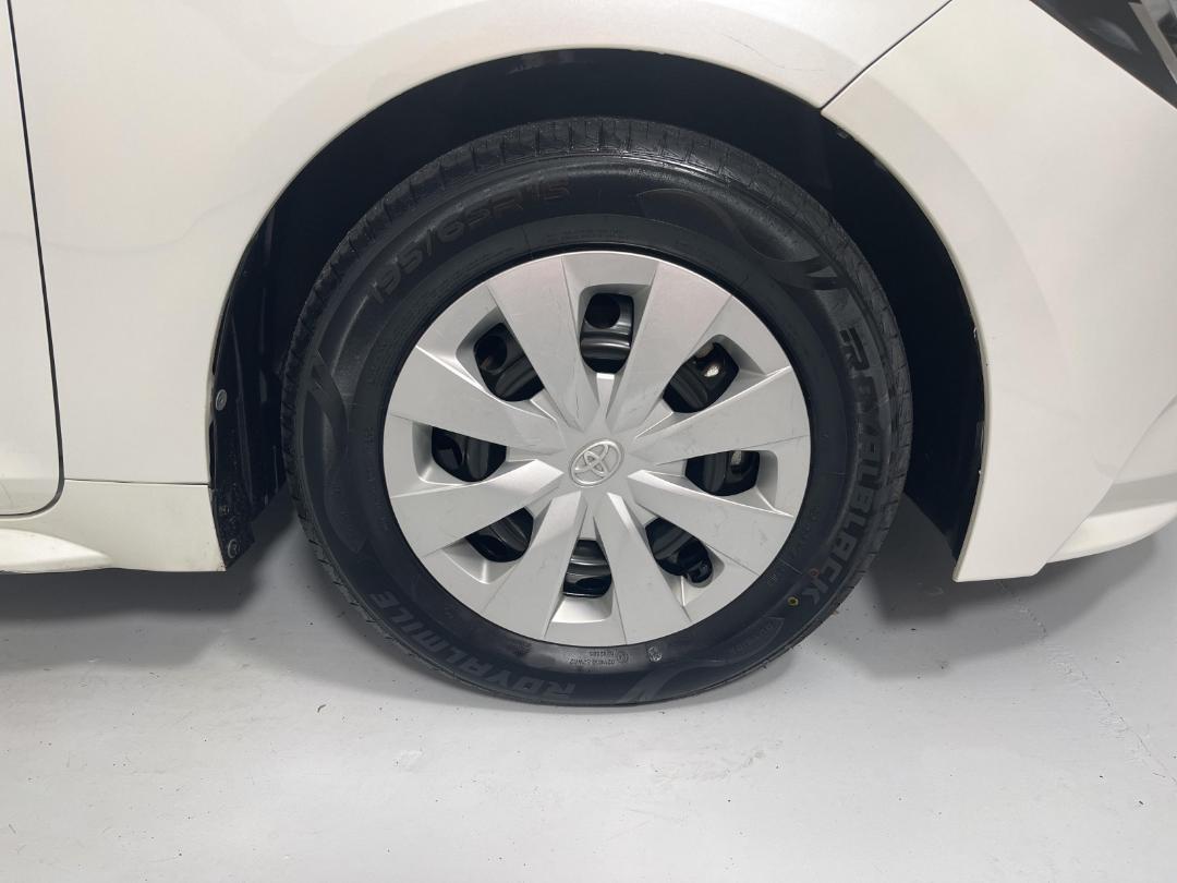 Photo '9' of Toyota Corolla Photo '9' of Toyota Corolla