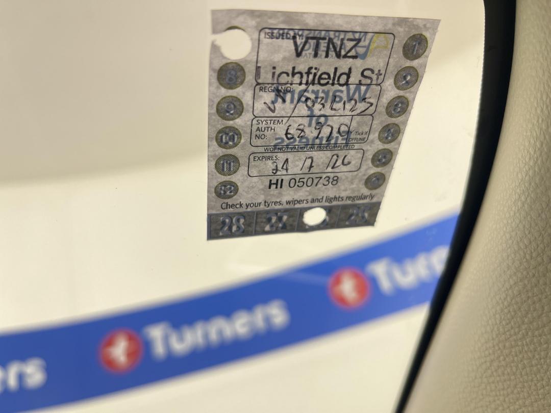 Photo '23' of Toyota Corolla Photo '23' of Toyota Corolla