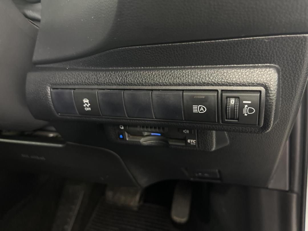 Photo '27' of Toyota Corolla Photo '27' of Toyota Corolla