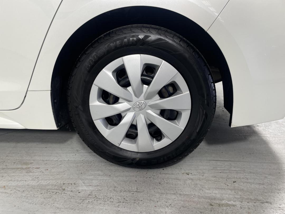 Photo '11' of Toyota Corolla