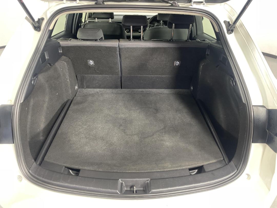 Photo '14' of Toyota Corolla