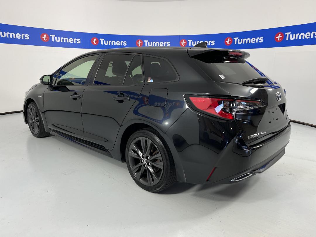 Photo '5' of Toyota Corolla Photo '5' of Toyota Corolla