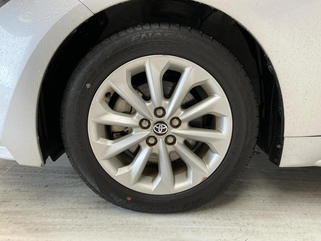 Photo '10' of Toyota Corolla