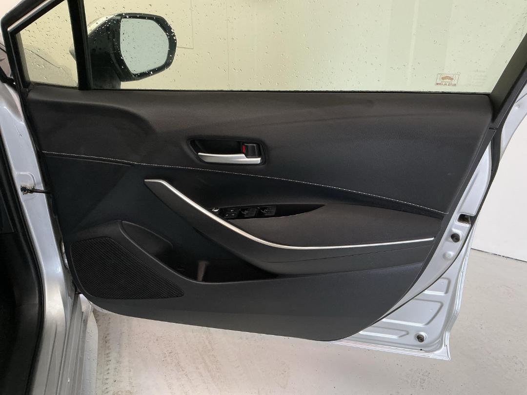 Photo '15' of Toyota Corolla