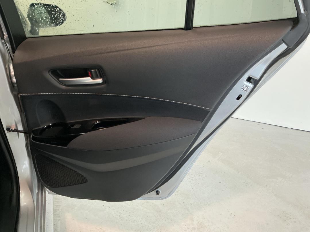 Photo '19' of Toyota Corolla