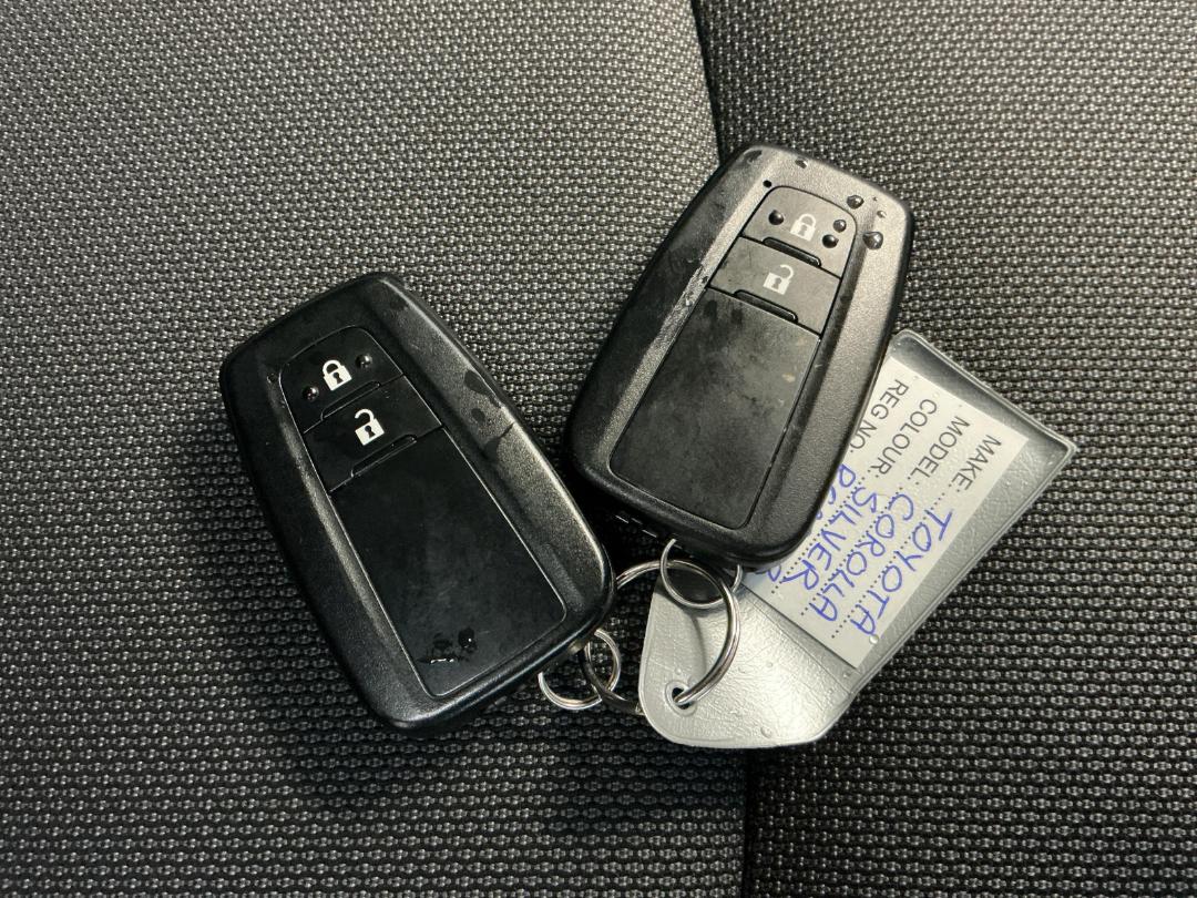 Photo '22' of Toyota Corolla