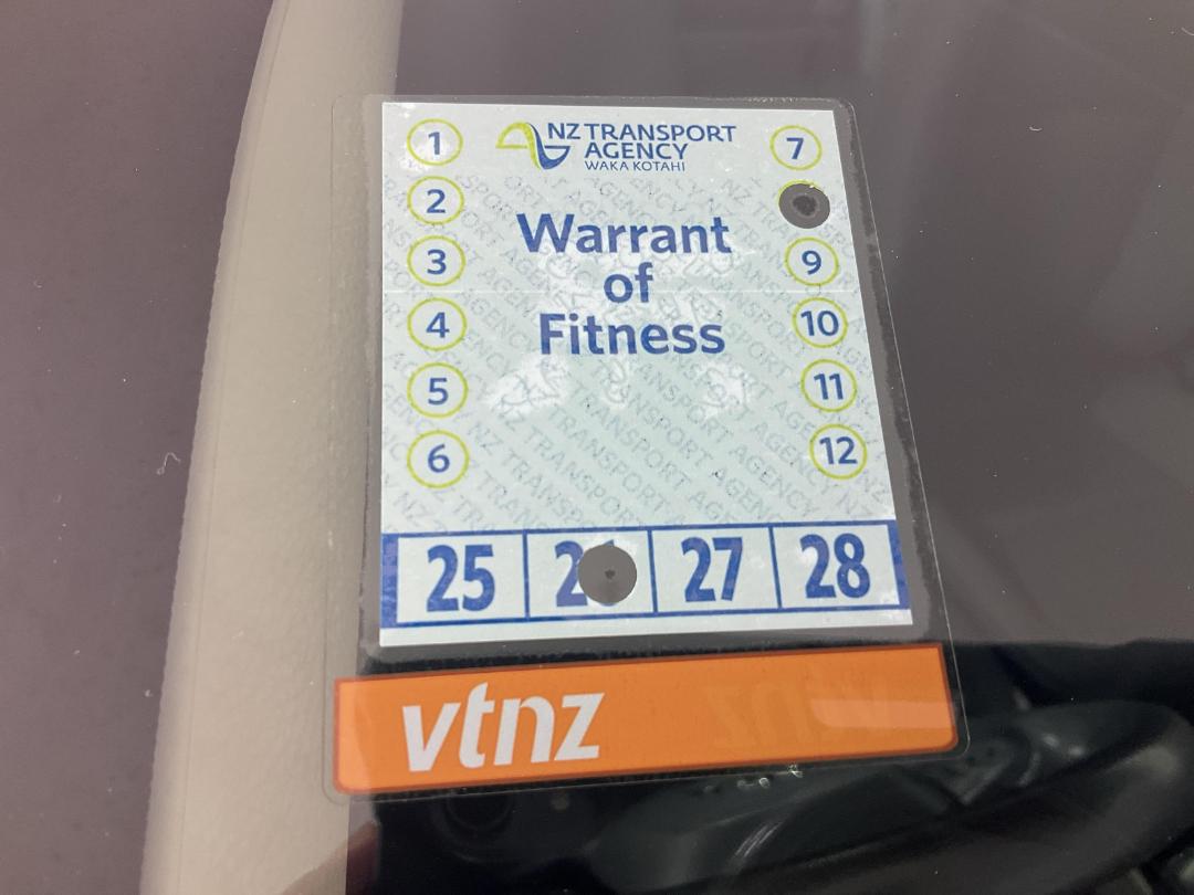 Photo '23' of Toyota Corolla