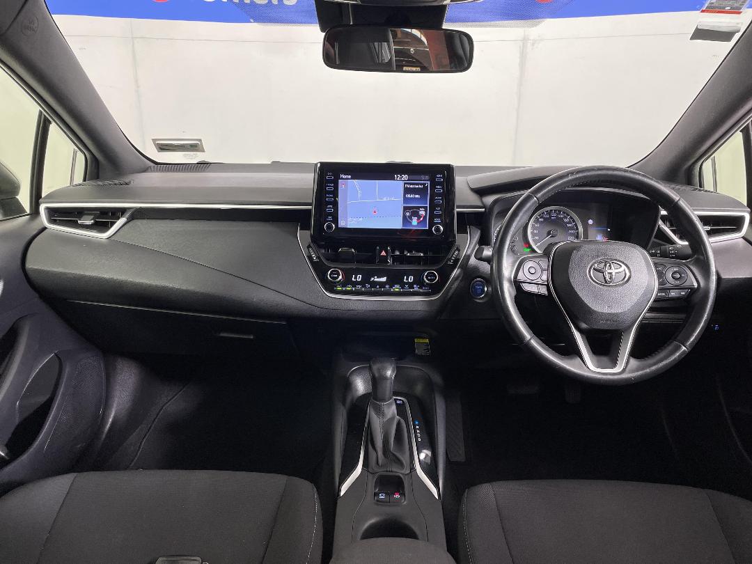 Photo '17' of Toyota Corolla