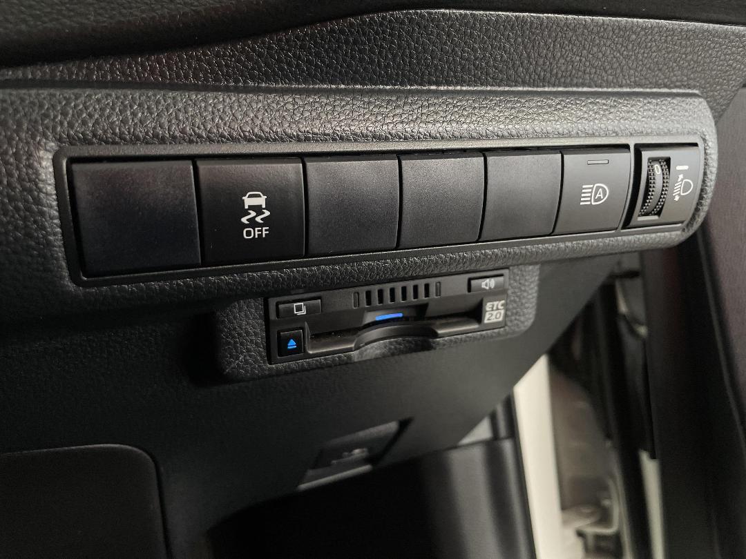 Photo '24' of Toyota Corolla