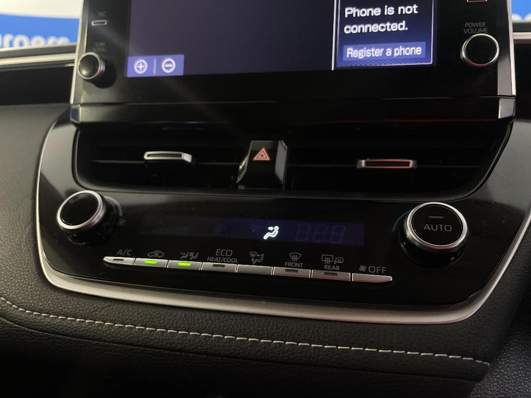 Photo '28' of Toyota Corolla