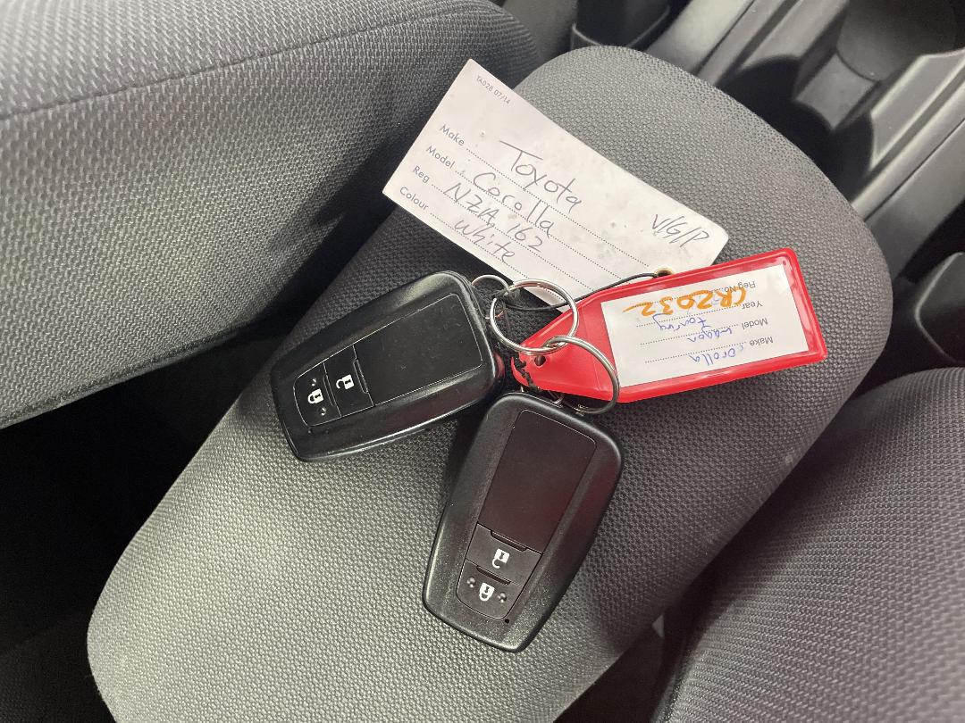 Photo '22' of Toyota Corolla Photo '22' of Toyota Corolla