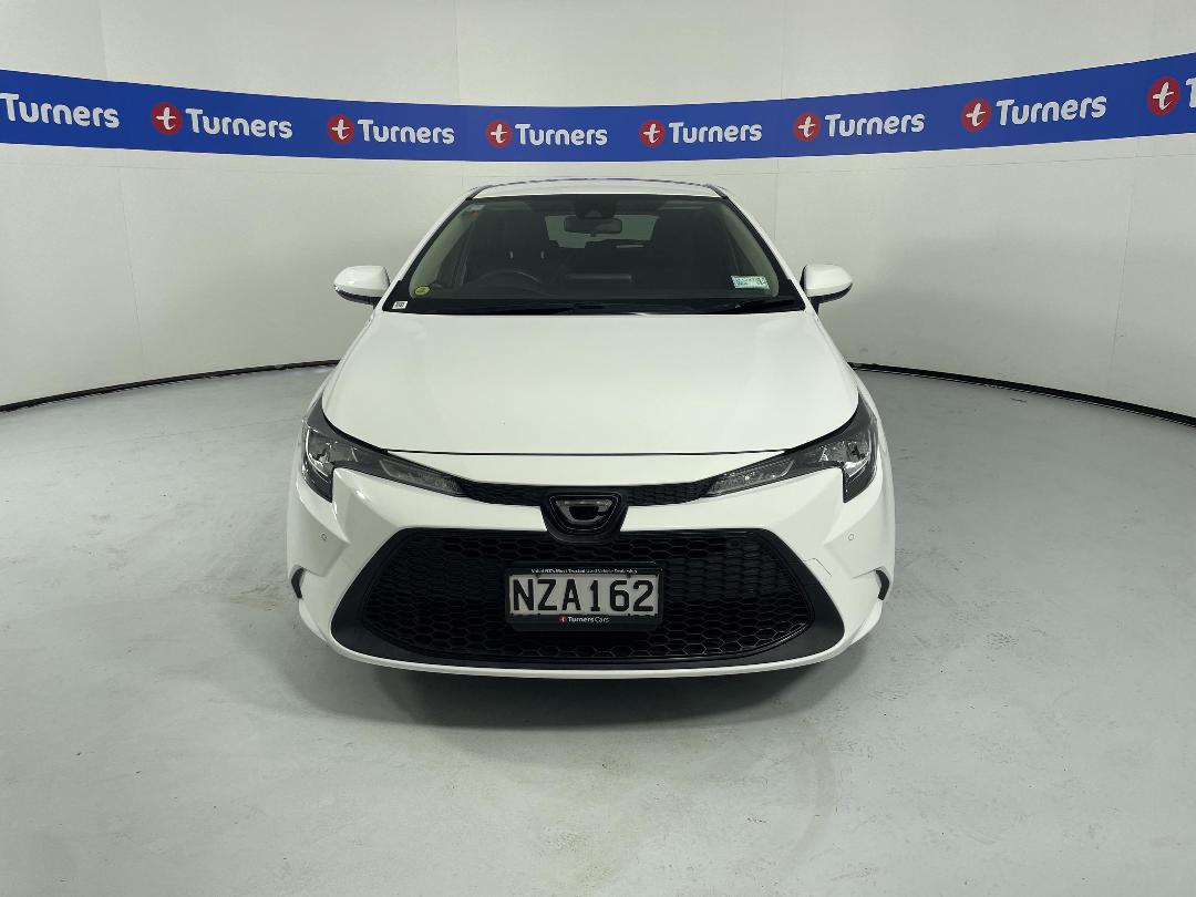 Photo '2' of Toyota Corolla Photo '2' of Toyota Corolla