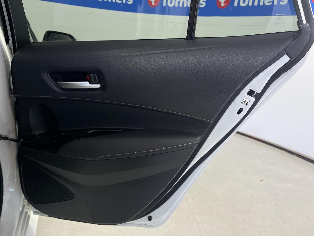 Photo '19' of Toyota Corolla Photo '19' of Toyota Corolla