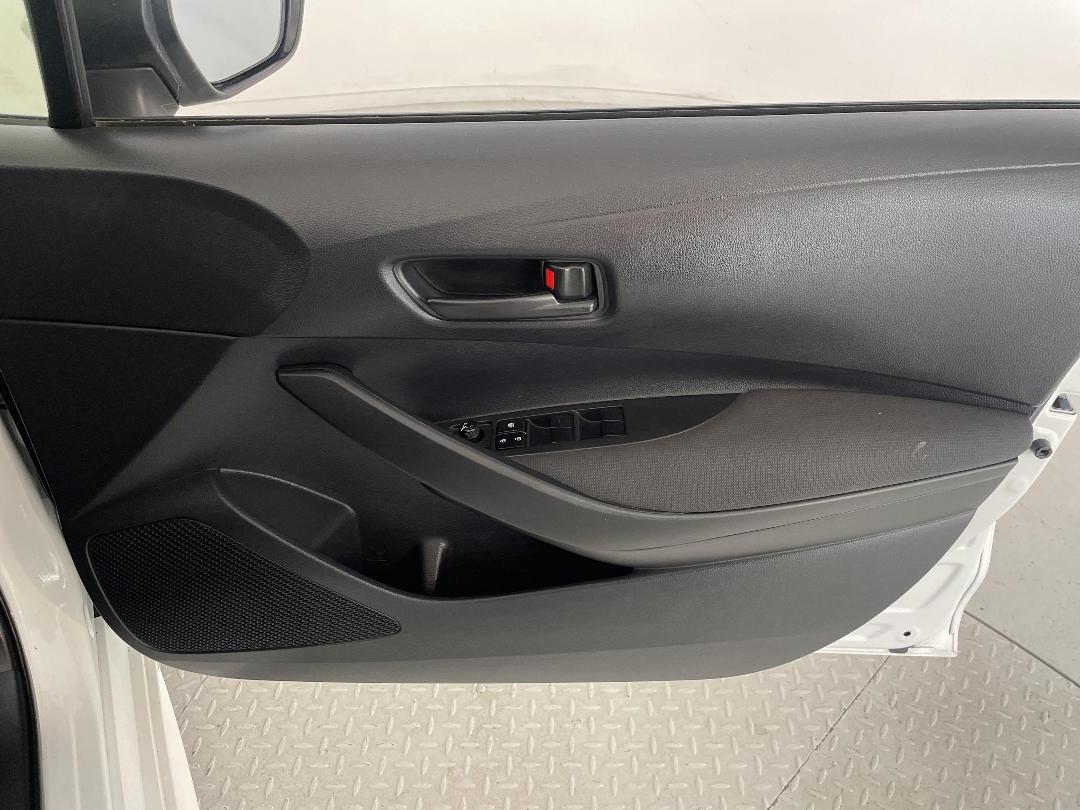 Photo '15' of Toyota Corolla