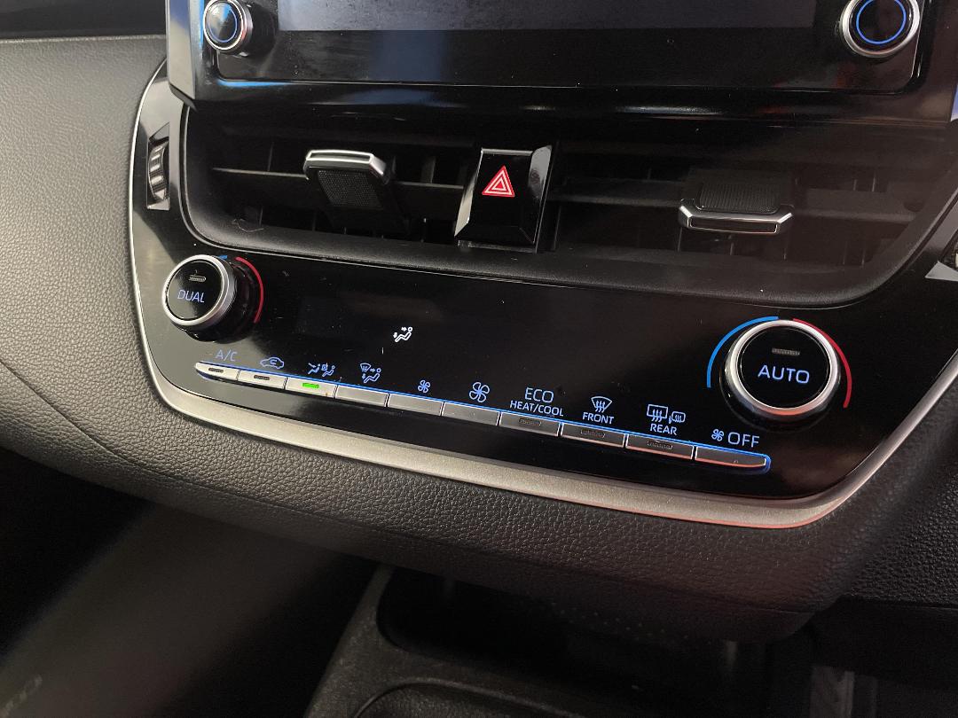 Photo '31' of Toyota Corolla