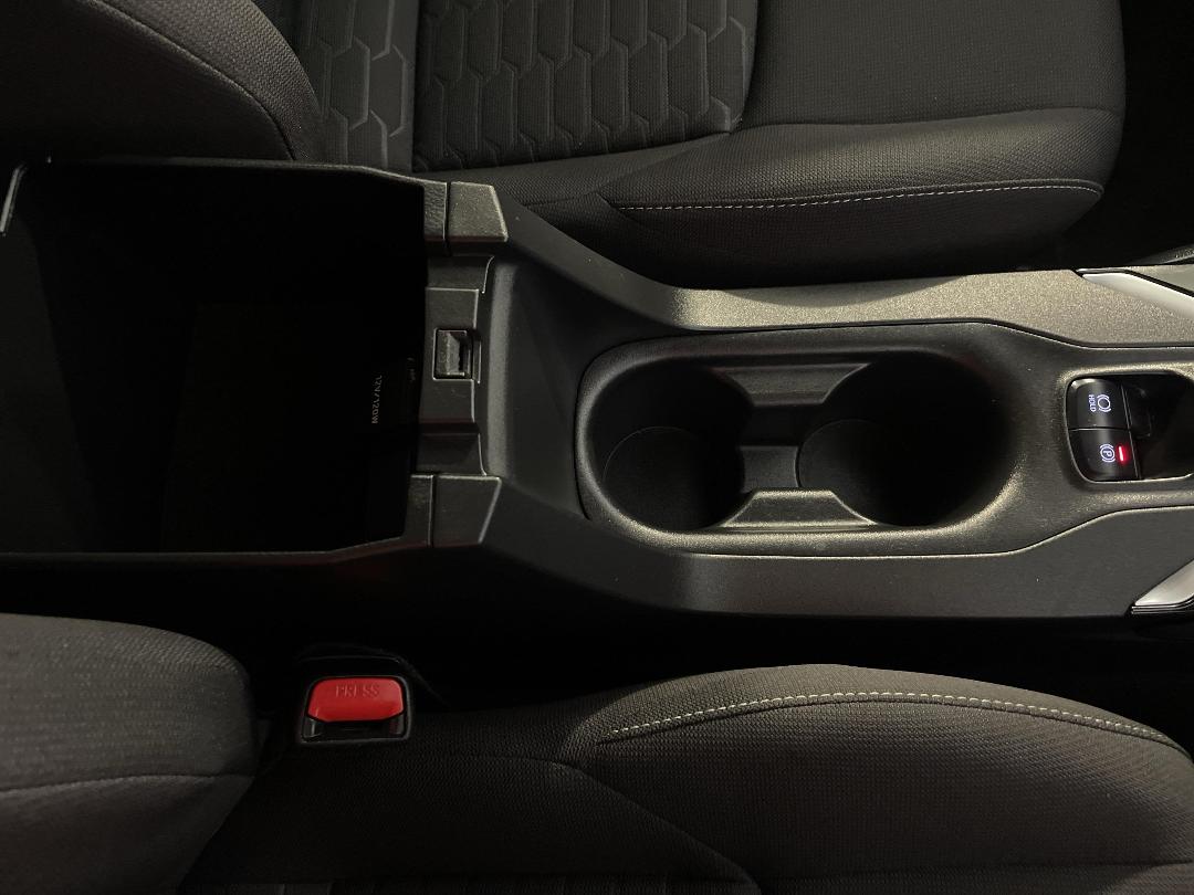 Photo '33' of Toyota Corolla