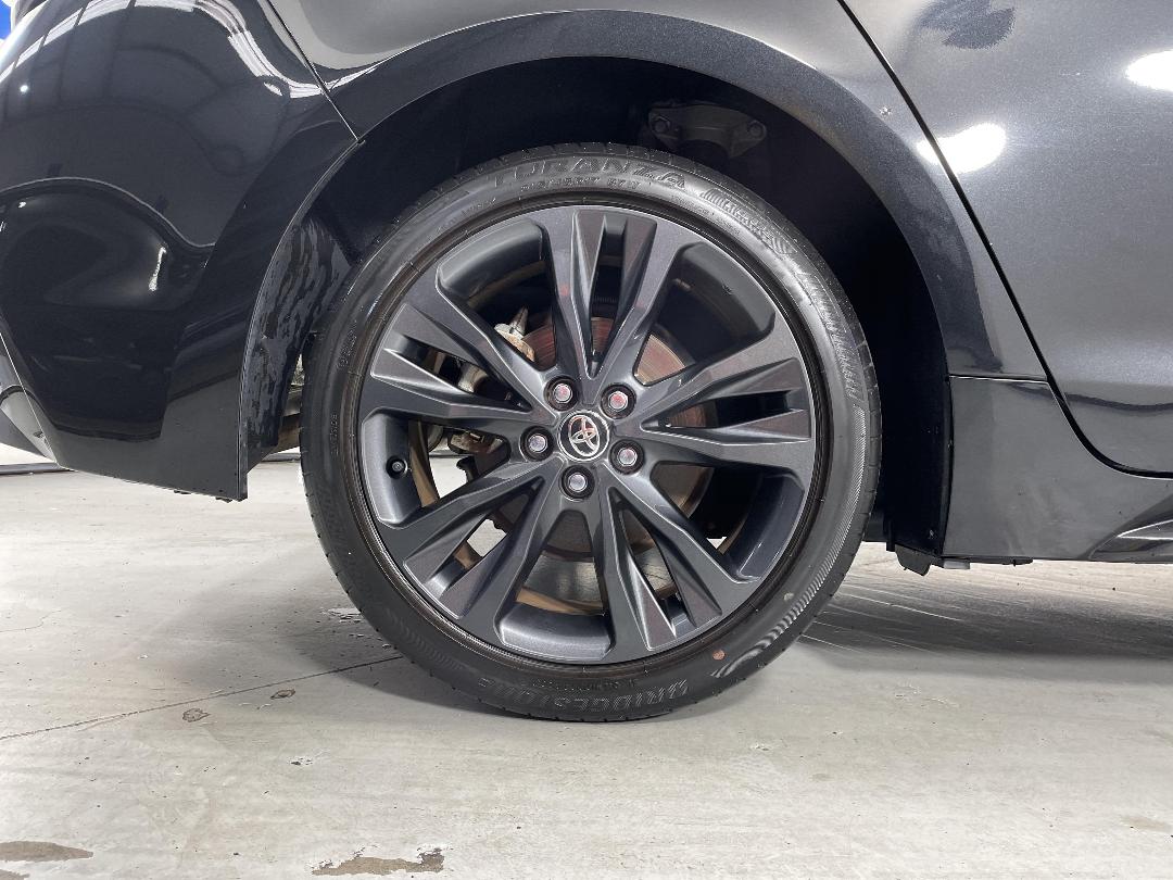 Photo '12' of Toyota Corolla