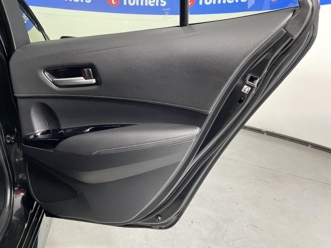 Photo '19' of Toyota Corolla