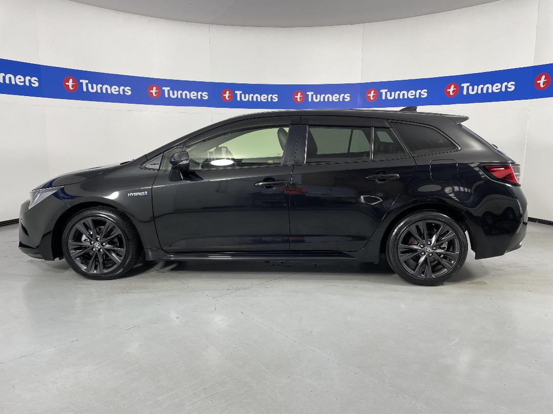 Photo '24' of Toyota Corolla