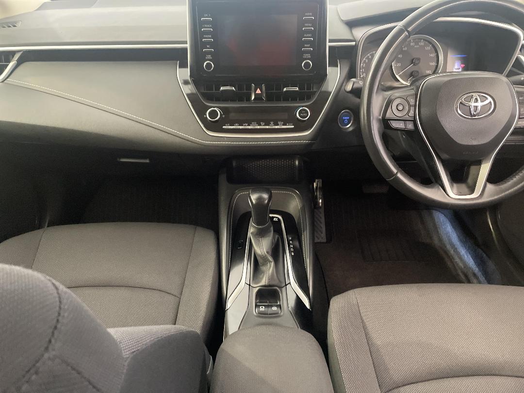 Photo '18' of Toyota Corolla Photo '18' of Toyota Corolla