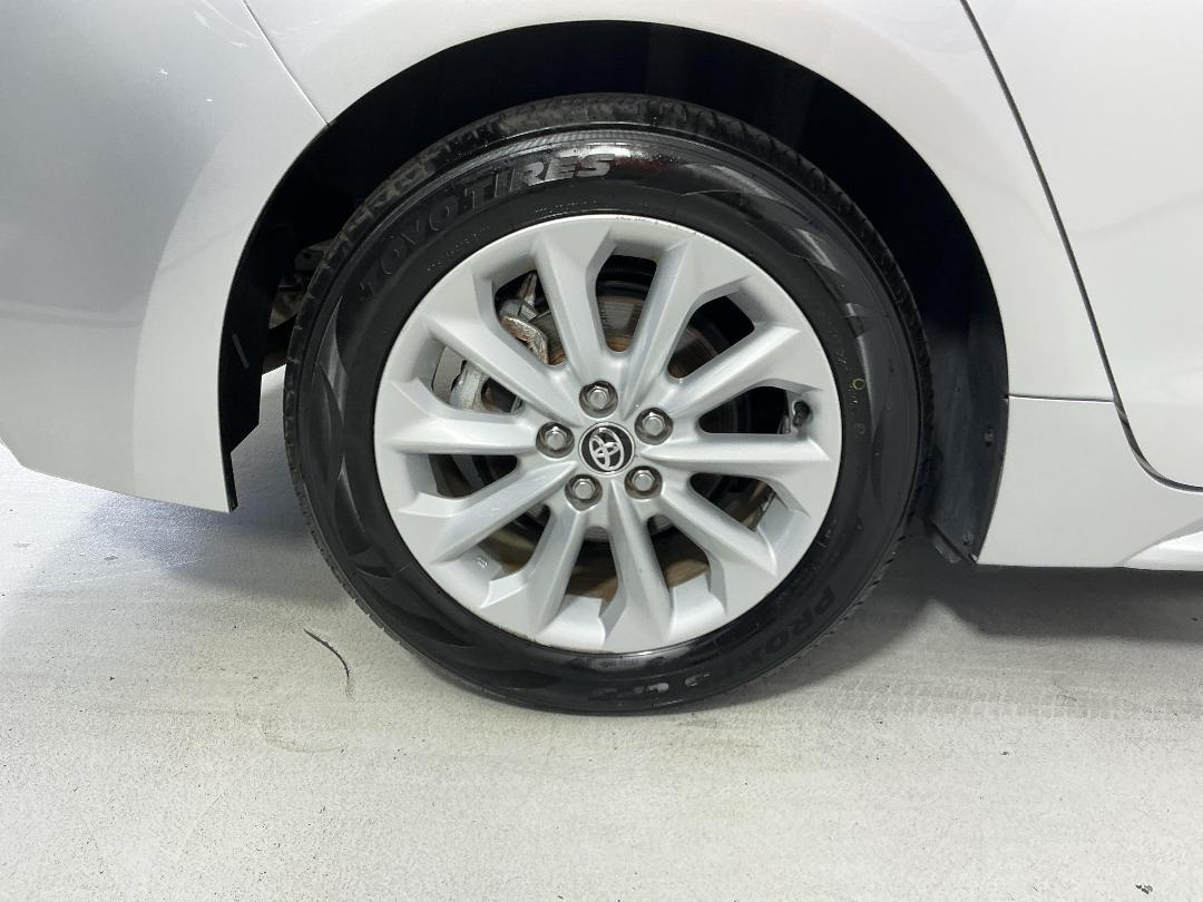 Photo '12' of Toyota Corolla