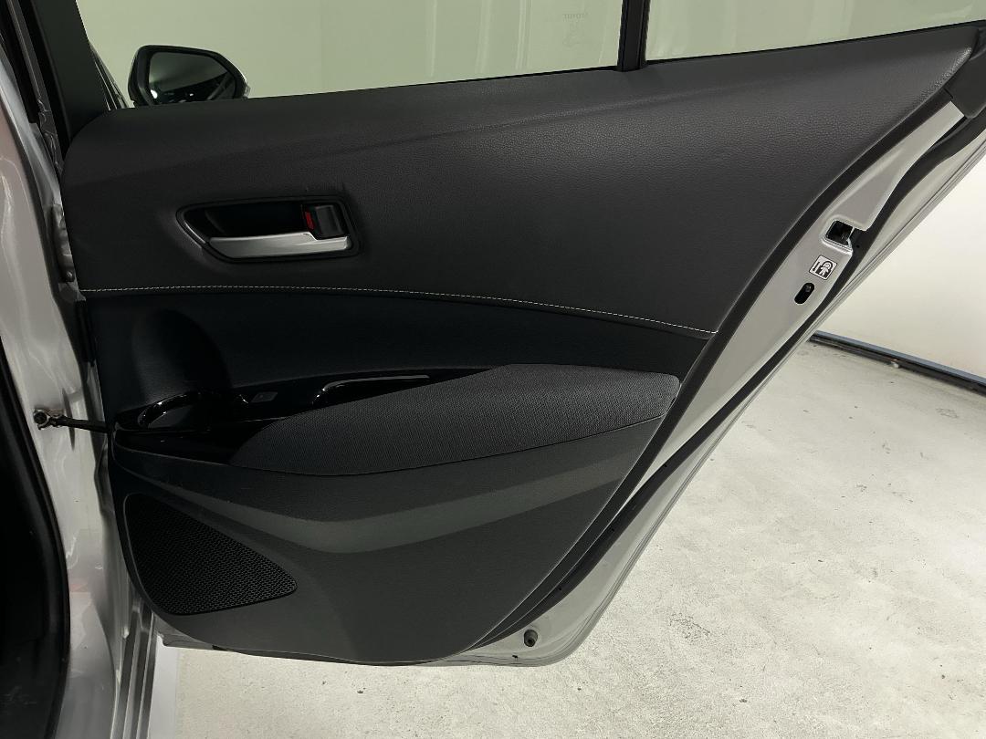 Photo '19' of Toyota Corolla