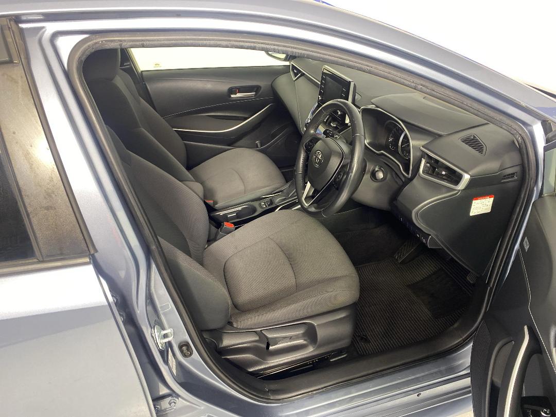 Photo '16' of Toyota Corolla