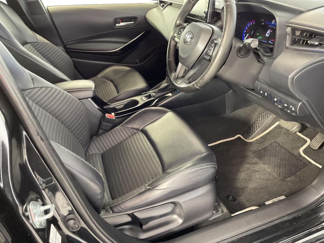 Photo '16' of Toyota Corolla Photo '16' of Toyota Corolla