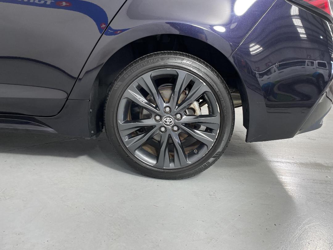 Photo '11' of Toyota Corolla