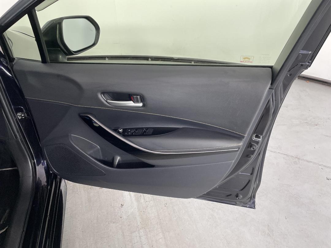 Photo '15' of Toyota Corolla