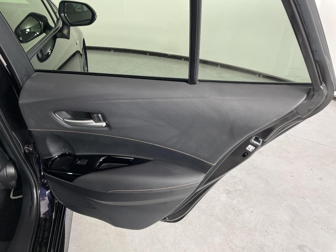 Photo '19' of Toyota Corolla