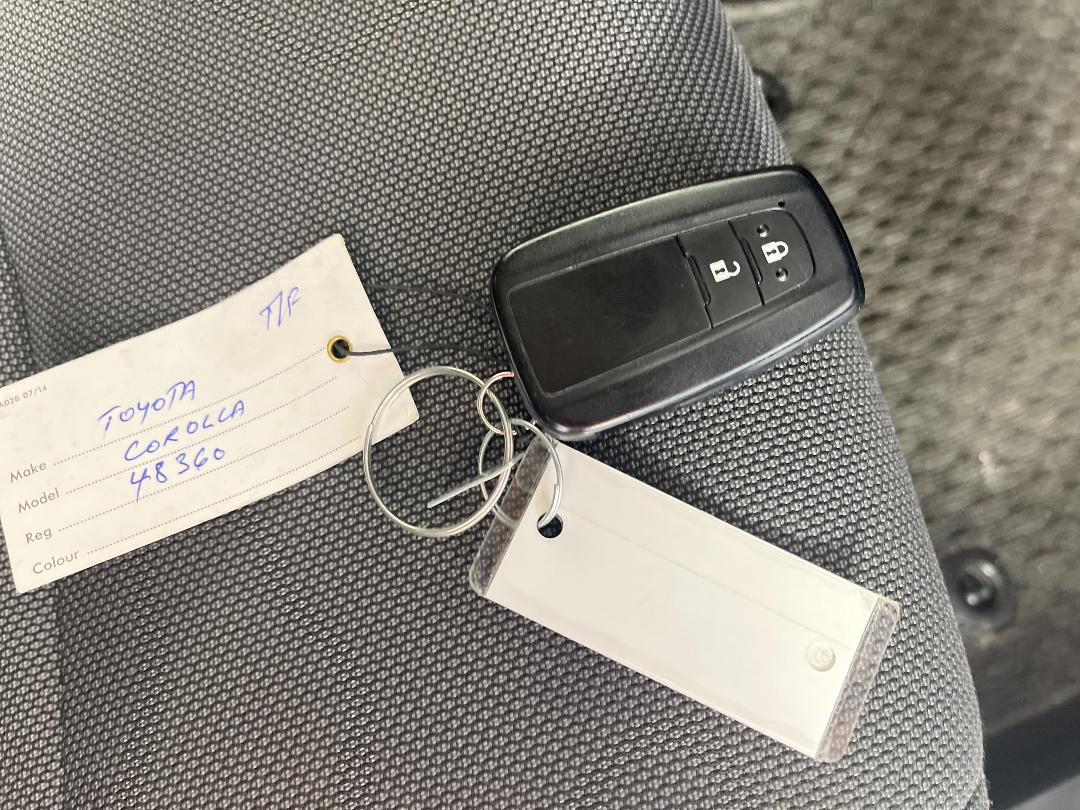 Photo '22' of Toyota Corolla Photo '22' of Toyota Corolla