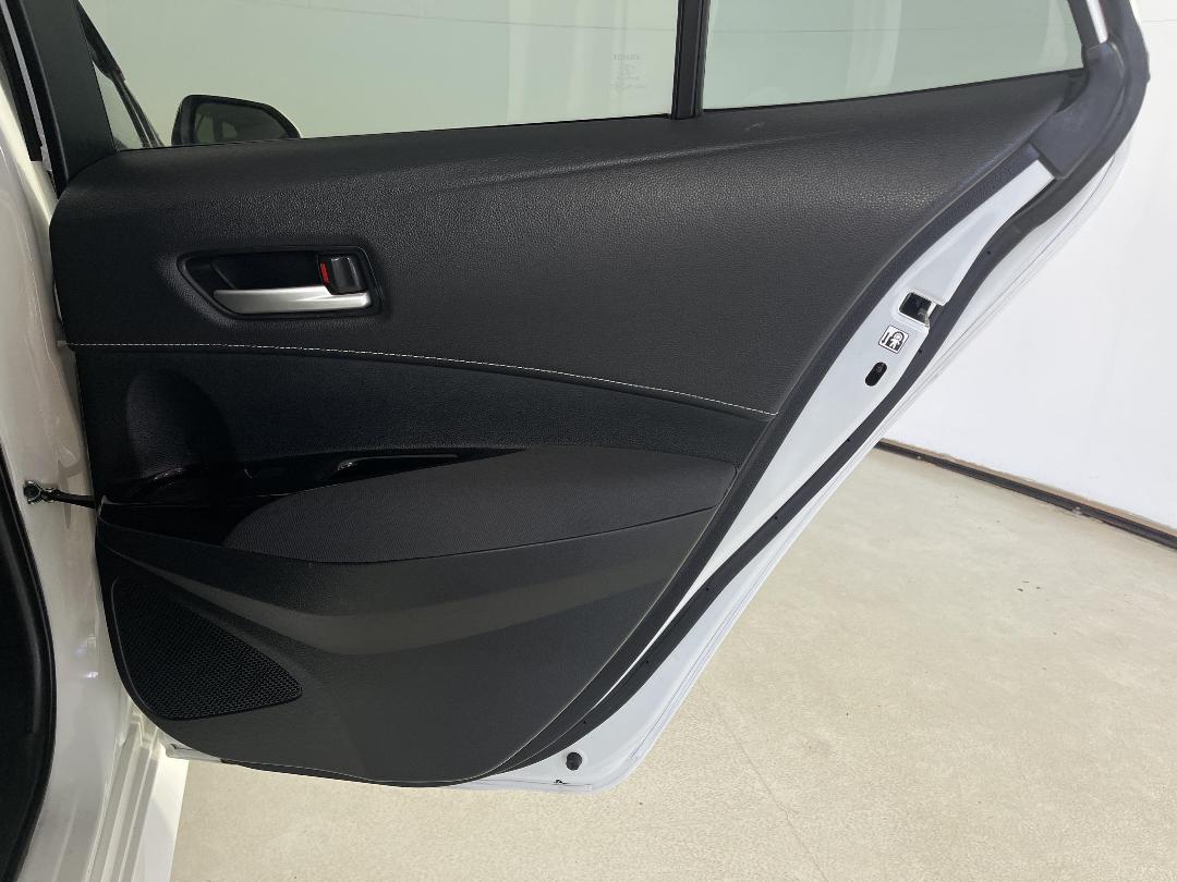 Photo '19' of Toyota Corolla Photo '19' of Toyota Corolla