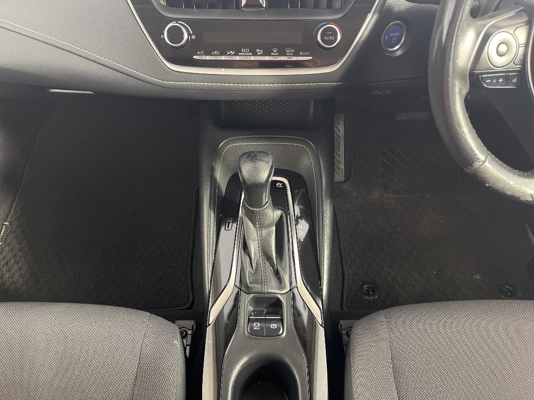 Photo '18' of Toyota Corolla Photo '18' of Toyota Corolla