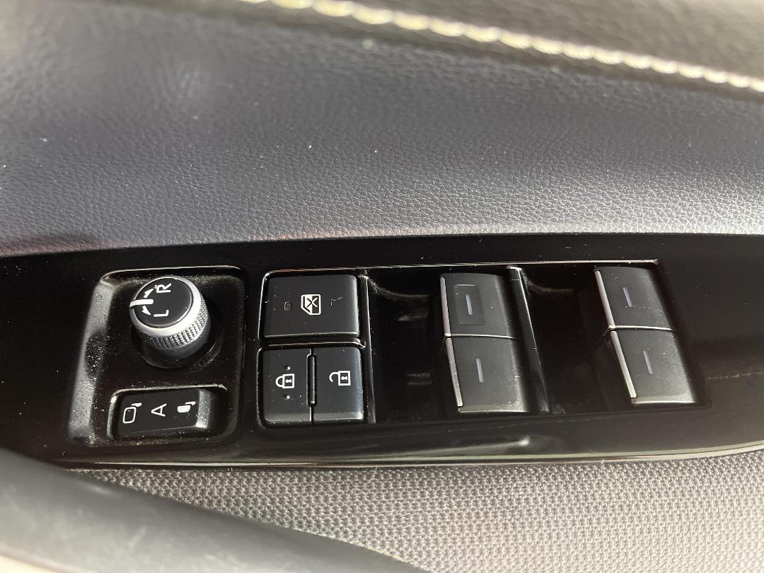 Photo '24' of Toyota Corolla Photo '24' of Toyota Corolla