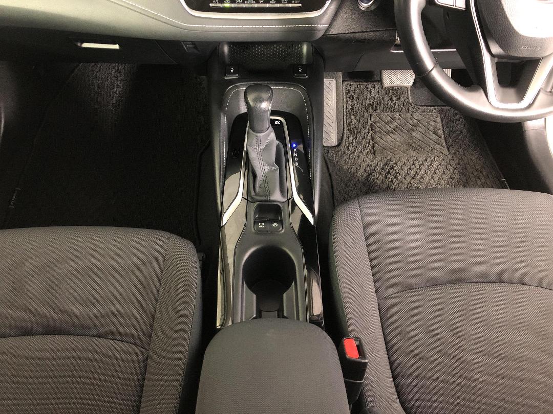 Photo '18' of Toyota Corolla