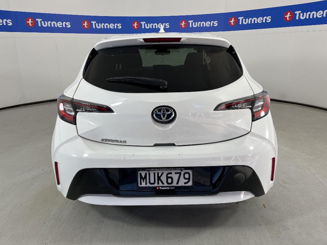 Photo '6' of Toyota Corolla