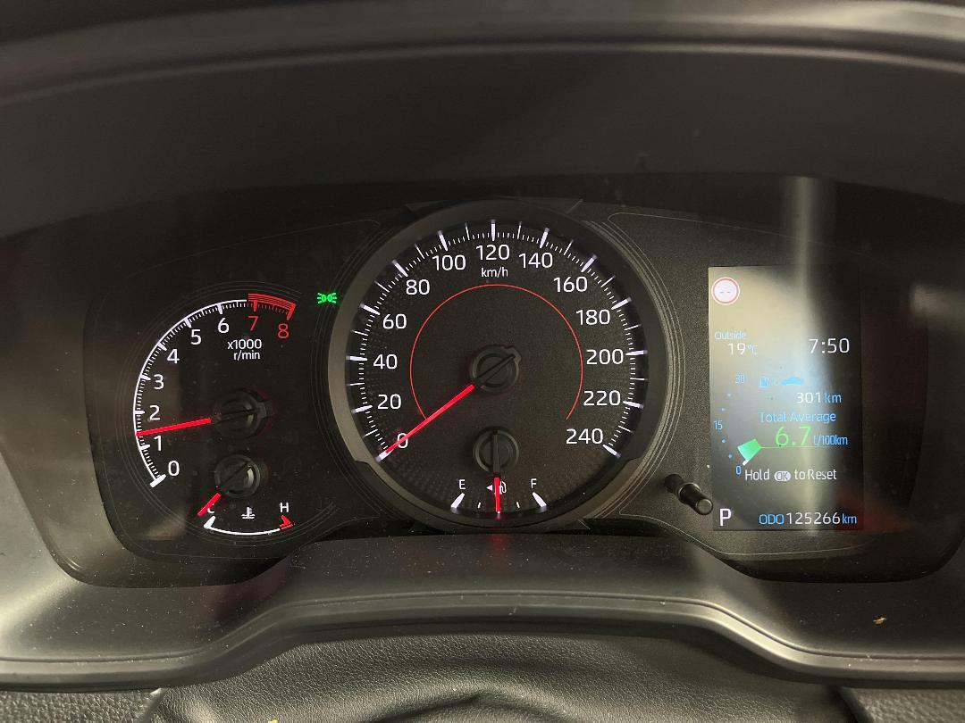 Photo '21' of Toyota Corolla